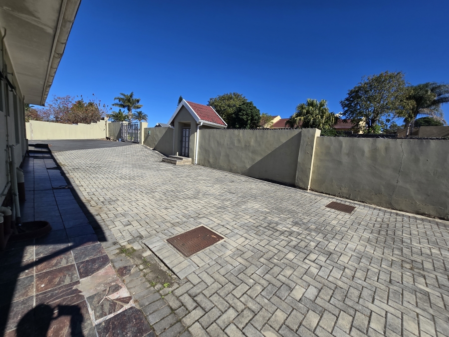 3 Bedroom Property for Sale in Haven Hills Eastern Cape